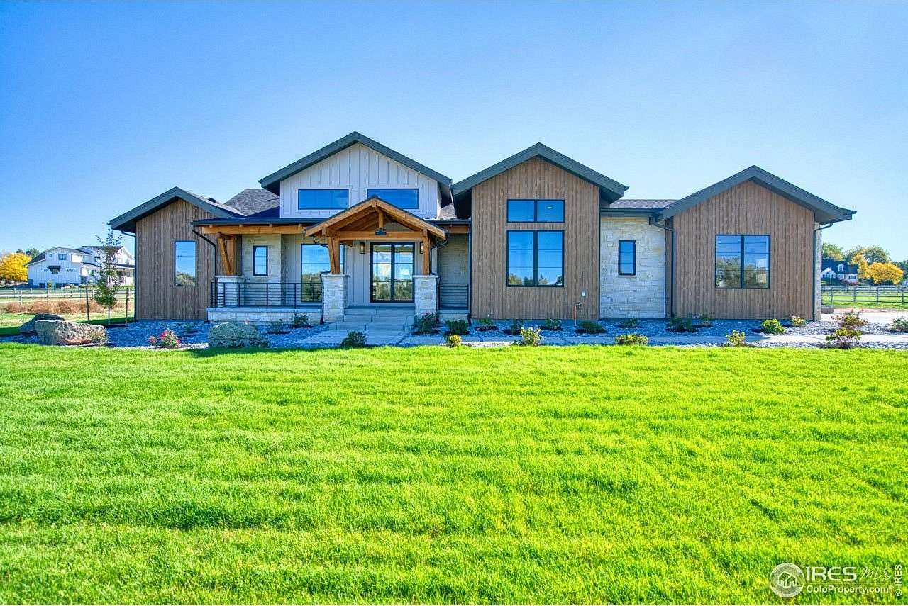 2.59 Acres of Residential Land with Home for Sale in Greeley, Colorado