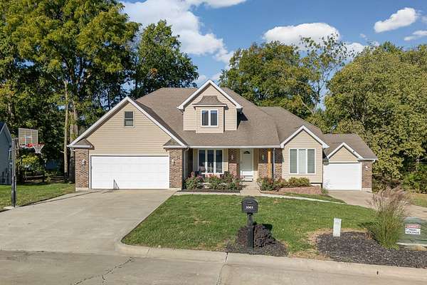 1.69 Acres of Land with Home for Sale in Chillicothe, Missouri