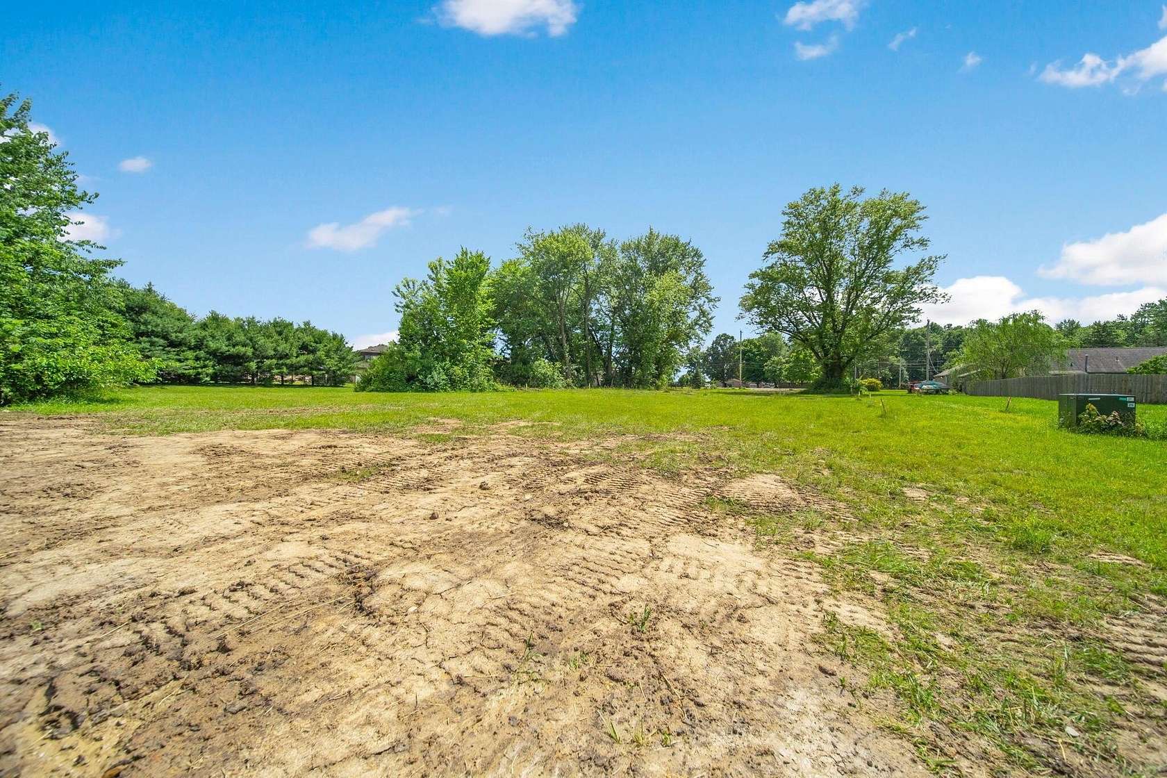 1 Acre of Residential Land for Sale in Hebron, Ohio