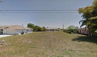 Residential Land for Sale in Cape Coral, Florida