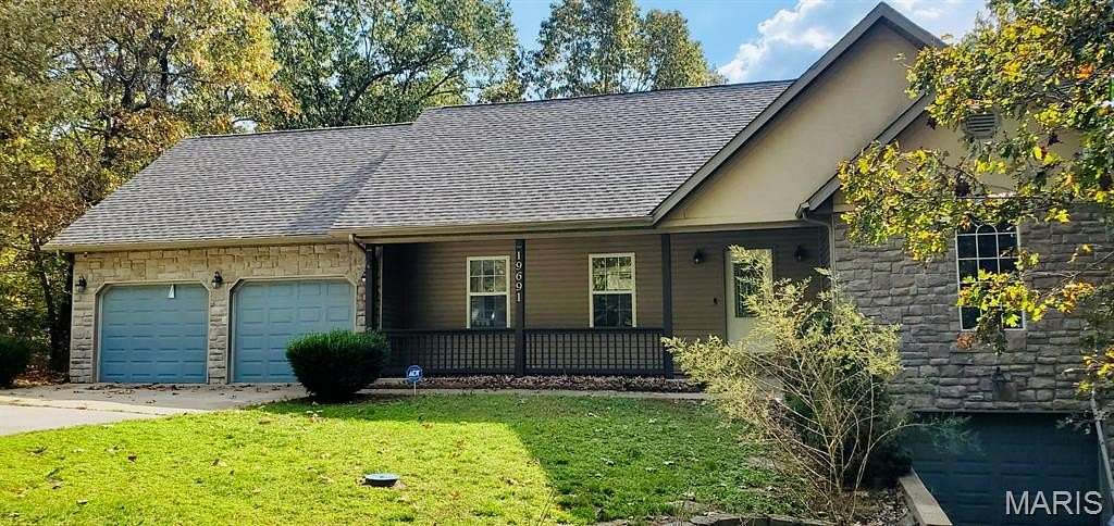 2.38 Acres of Residential Land with Home for Sale in Waynesville, Missouri