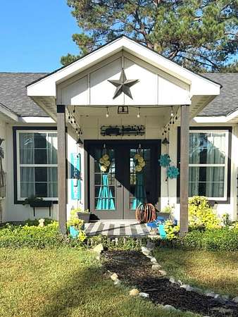 8.7 Acres of Land with Home for Sale in Lufkin, Texas