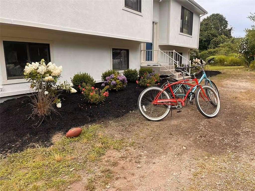 2 Acres of Residential Land with Home for Lease in Little Compton, Rhode Island