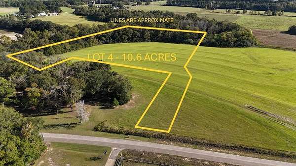 10.6 Acres of Land for Sale in Ashford, Alabama