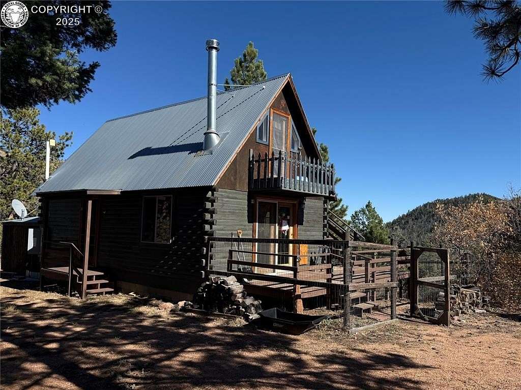 14.9 Acres of Land with Home for Sale in Cotopaxi, Colorado