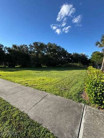 0.16 Acres of Commercial Land for Sale in Fort Myers, Florida