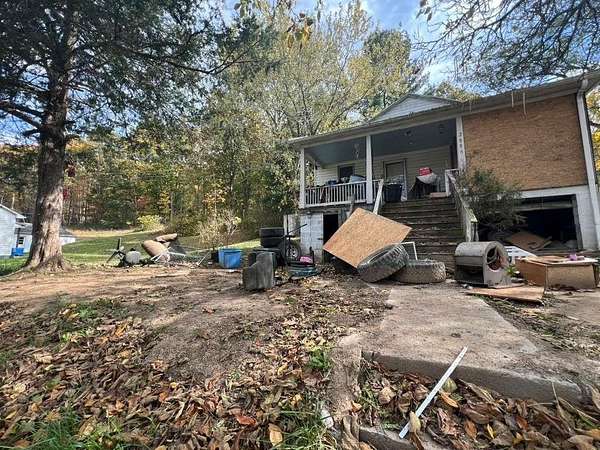 1.52 Acres of Residential Land with Home for Sale in Greenville, Virginia