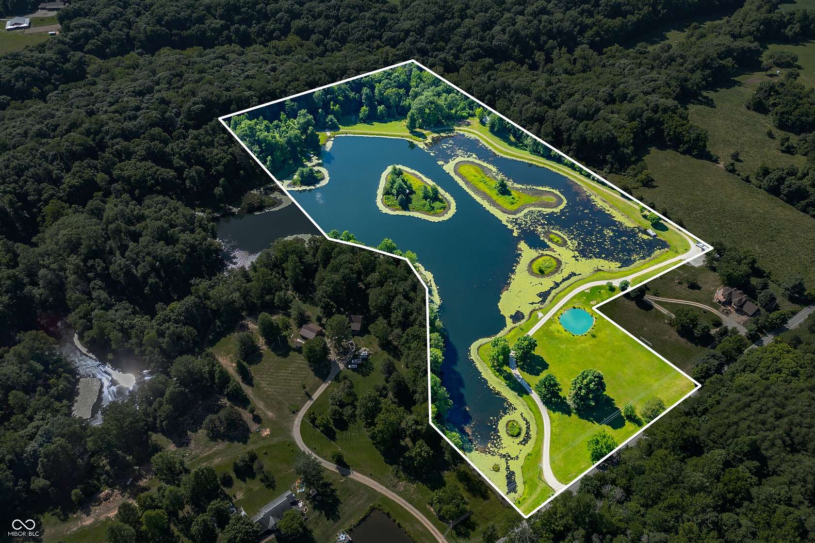 19 Acres of Land for Sale in Trafalgar, Indiana