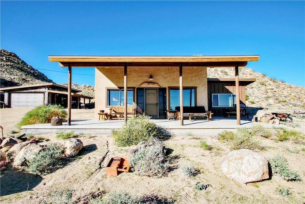 5 Acres of Residential Land with Home for Sale in Johnson Valley, California