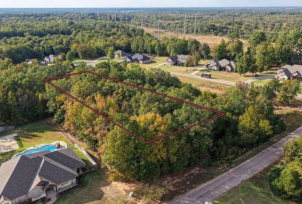 0.81 Acres of Residential Land for Sale in Texarkana, Texas