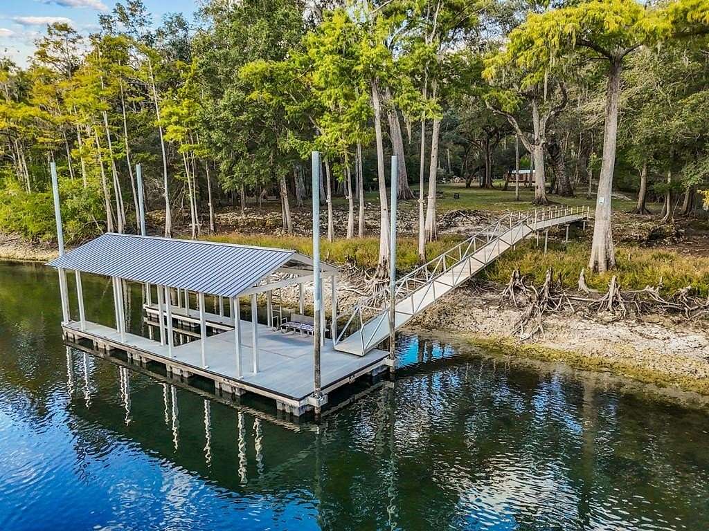 1.86 Acres of Residential Land for Sale in Branford, Florida