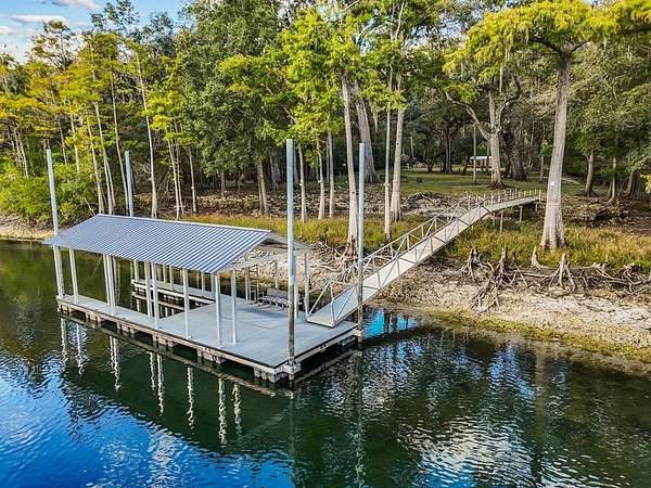 1.86 Acres of Residential Land for Sale in Branford, Florida