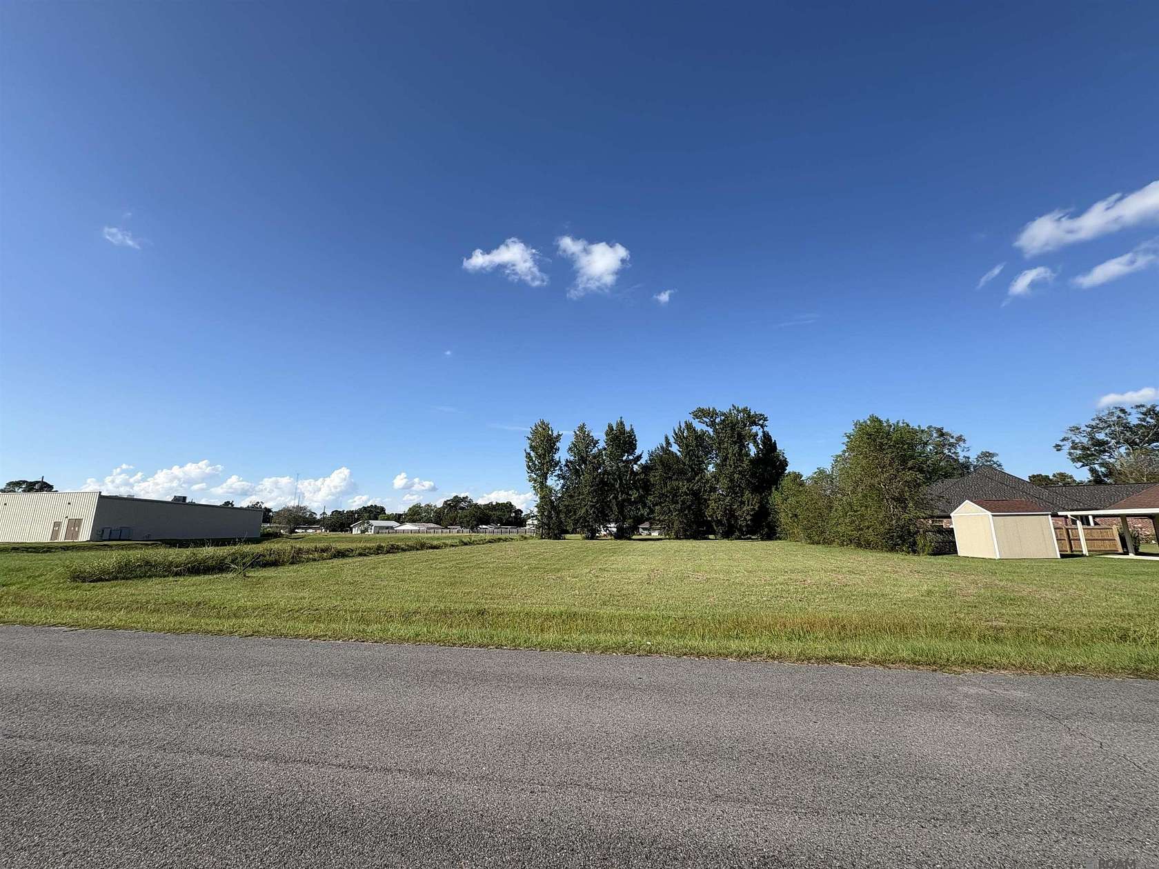 0.55 Acres of Commercial Land for Sale in Gonzales, Louisiana