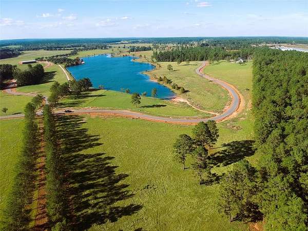 3.5 Acres of Residential Land for Sale in Hillister, Texas