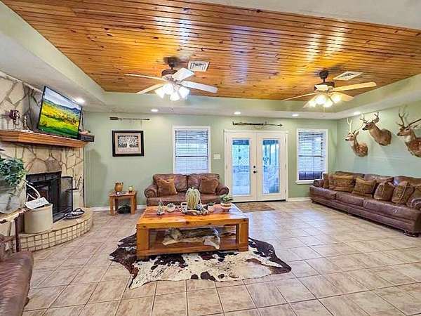 7.45 Acres of Residential Land with Home for Sale in Brookeland, Texas