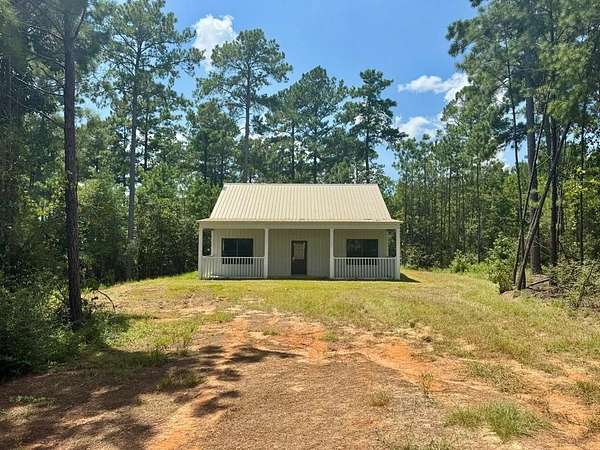 5.13 Acres of Land for Sale in Hillister, Texas