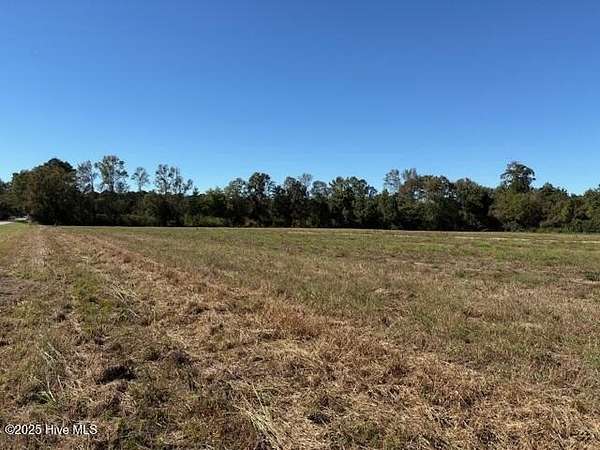 5.67 Acres of Land for Sale in Ayden, North Carolina