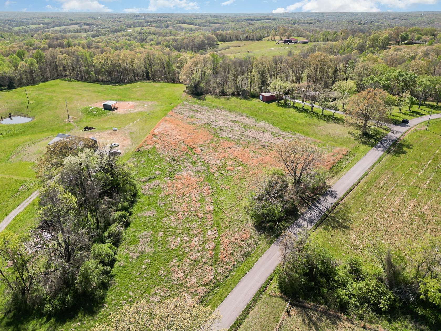 5.4 Acres of Residential Land for Sale in Charlotte, Tennessee