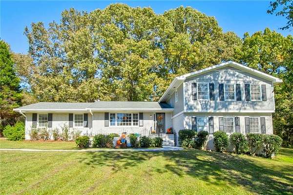 3.75 Acres of Residential Land with Home for Sale in Dacula, Georgia