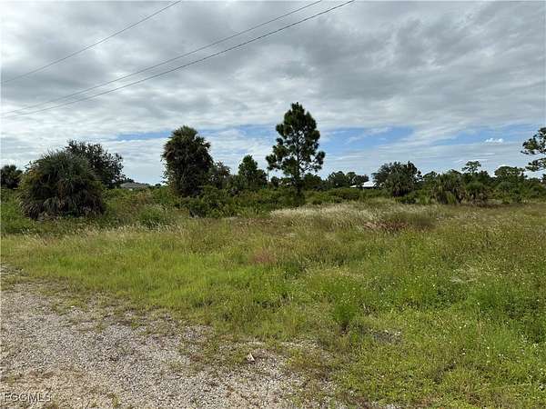 0.25 Acres of Residential Land for Sale in Lehigh Acres, Florida