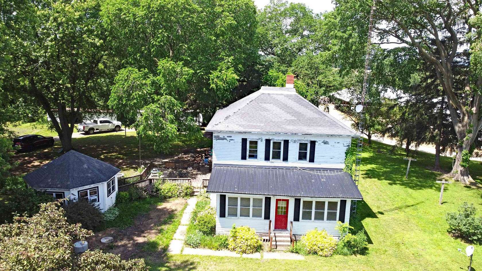 2.58 Acres of Residential Land with Home for Sale in Mauston, Wisconsin