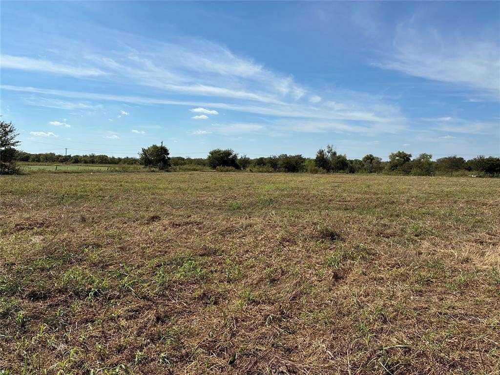 1.6 Acres of Residential Land for Sale in Mart, Texas