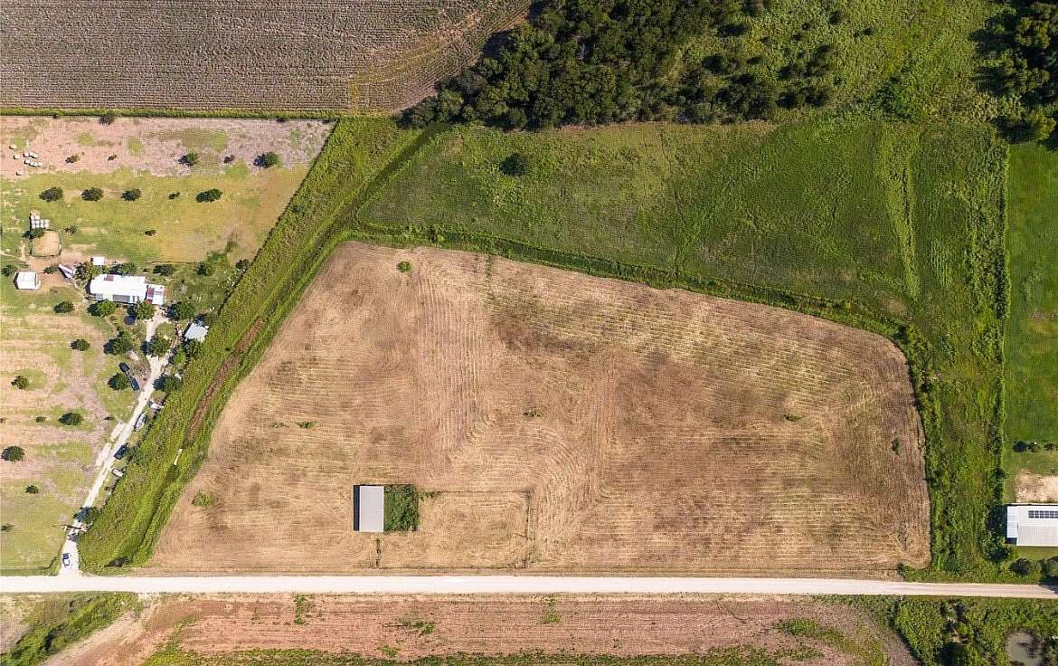 7.43 Acres of Land for Sale in Waco, Texas
