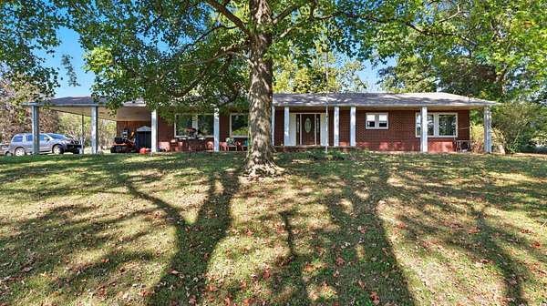 15 Acres of Land with Home for Sale in Mountain Grove, Missouri