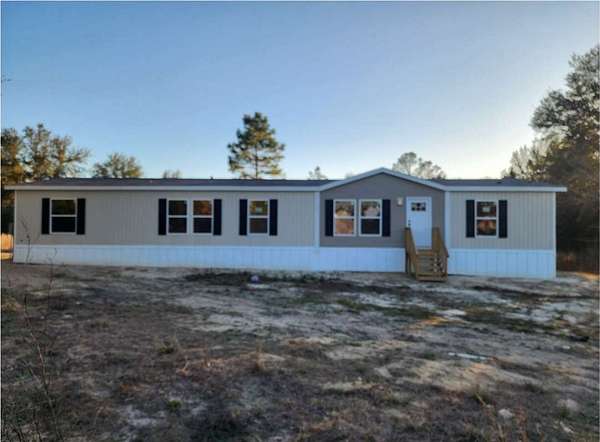 10.1 Acres of Land with Home for Sale in Wellborn, Florida