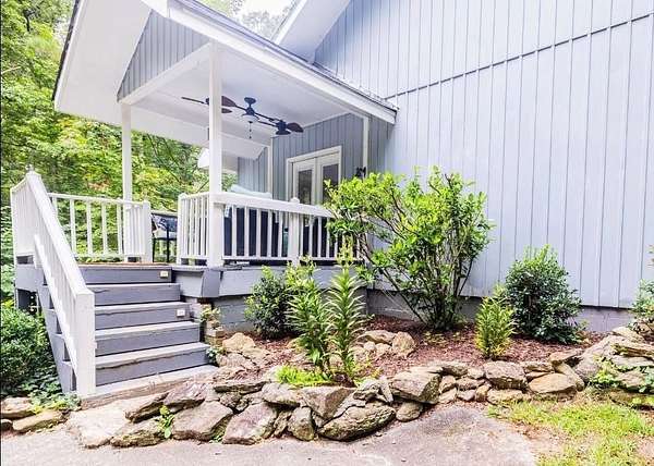 3 Acres of Residential Land with Home for Sale in Fairburn, Georgia