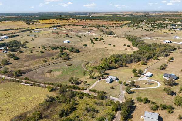 11 Acres of Recreational & Residential Land for Sale in Blum, Texas