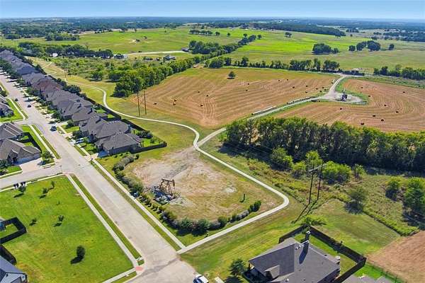 34 Acres of Land for Sale in Decatur, Texas