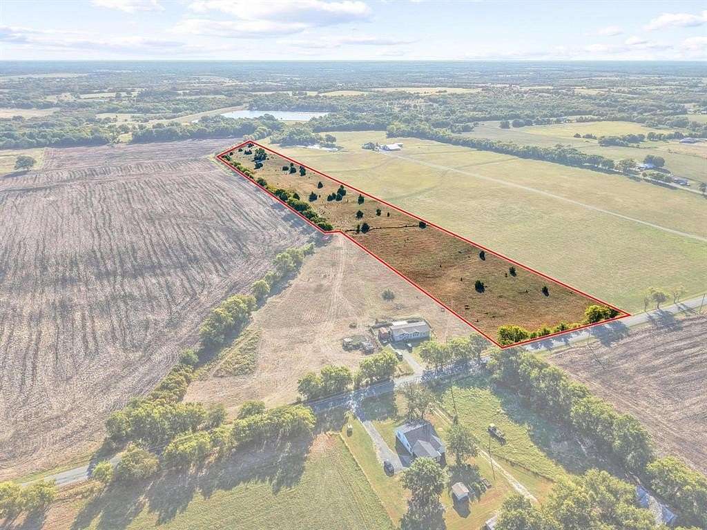 13 Acres of Land for Sale in Bells, Texas