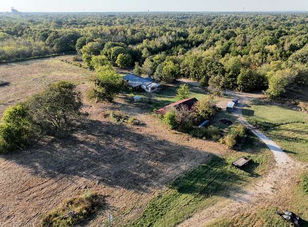 94.6 Acres of Land with Home for Sale in Valliant, Oklahoma