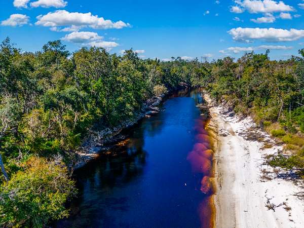 11.4 Acres of Recreational Land & Farm for Sale in Live Oak, Florida