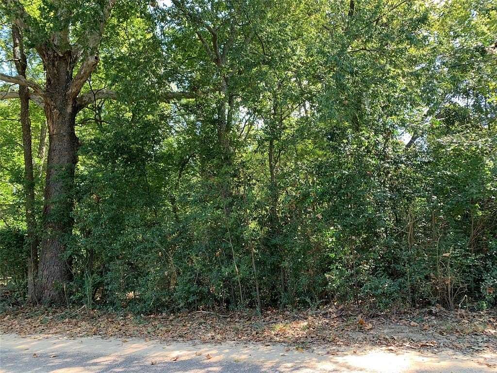 2 Acres of Land for Sale in Athens, Texas