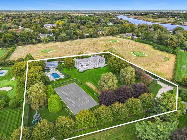 3 Acres of Residential Land with Home for Sale in Bridgehampton, New York