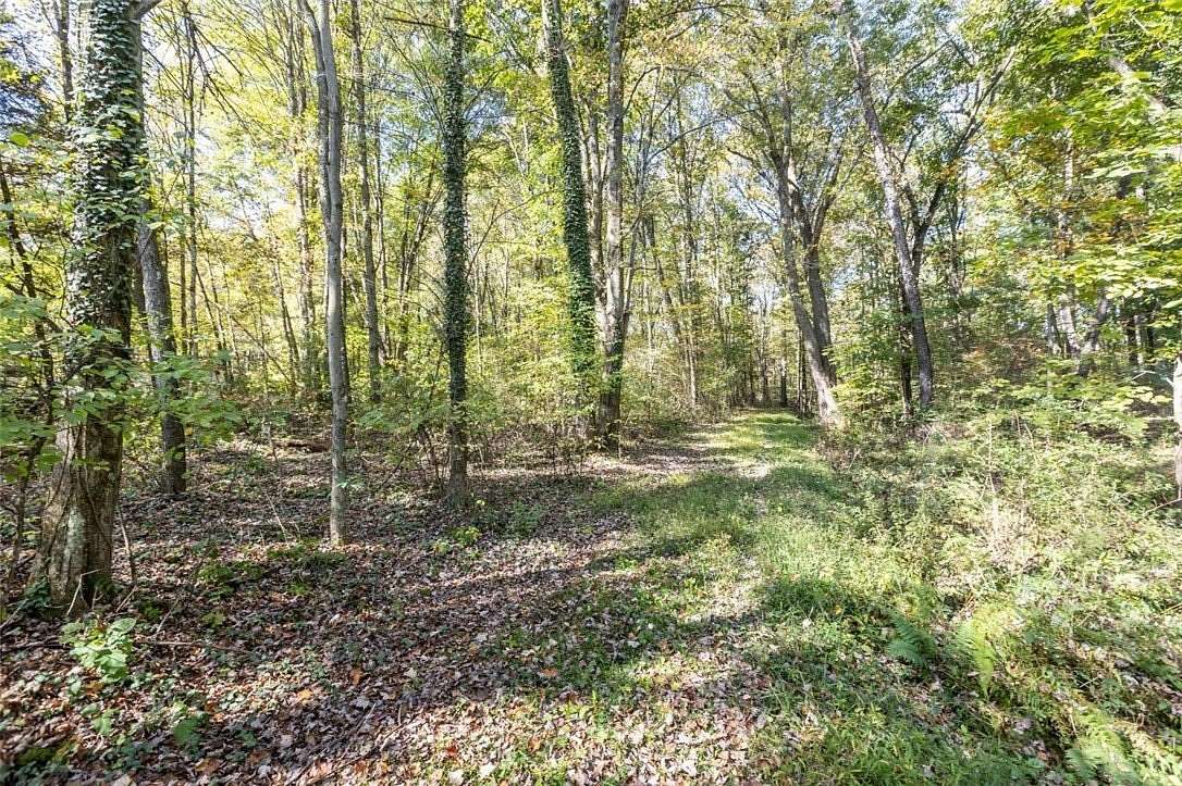 1 Acre of Residential Land for Sale in Slippery Rock Township, Pennsylvania