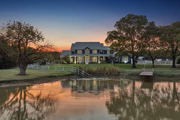 2.86 Acres of Residential Land with Home for Sale in Argyle, Texas