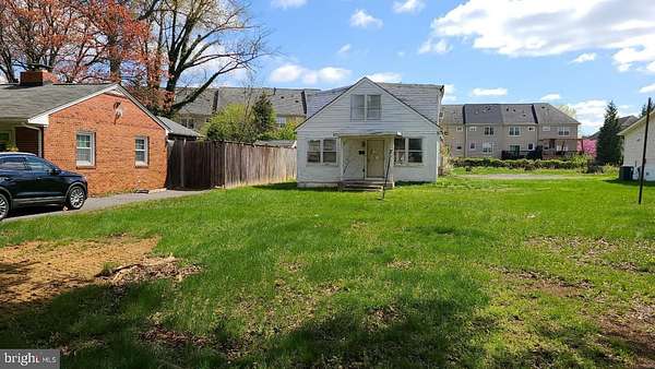 0.14 Acres of Land for Sale in Rockville, Maryland