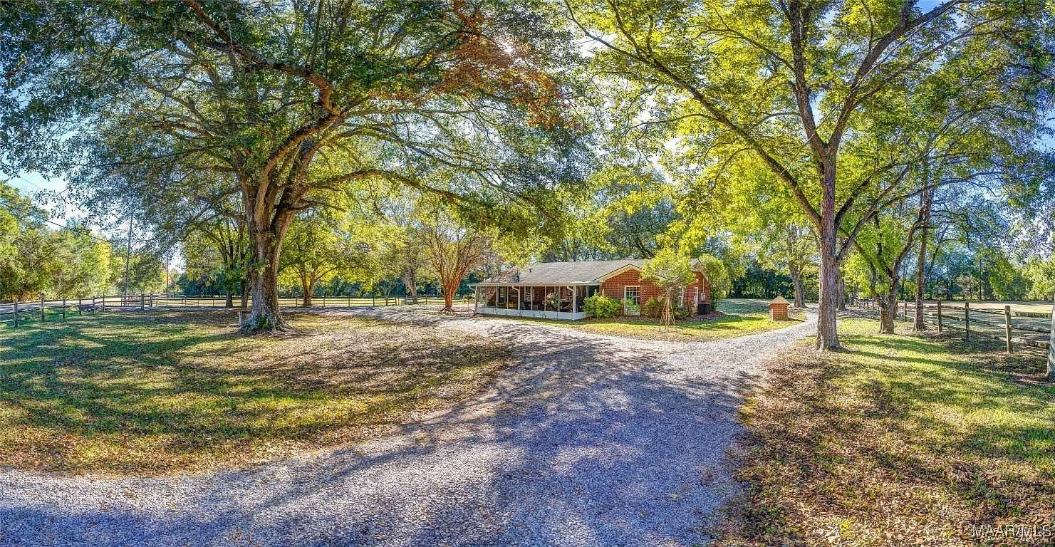 14.6 Acres of Land with Home for Sale in Hope Hull, Alabama