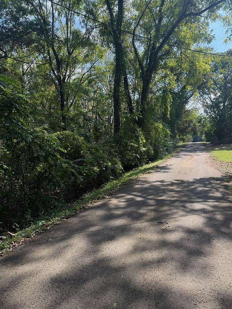 3.19 Acres of Residential Land for Sale in Winchester, Tennessee