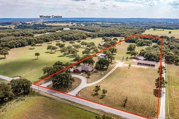 9.67 Acres of Improved Mixed-Use Land for Sale in Thackerville, Oklahoma