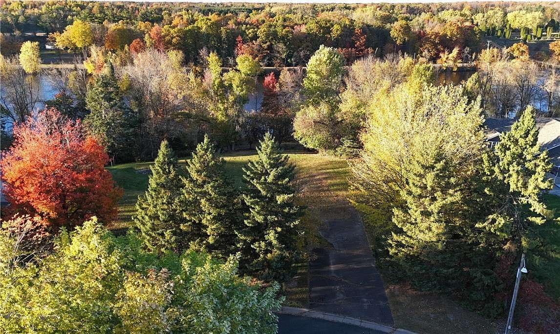 1.12 Acres of Residential Land for Sale in Ladysmith, Wisconsin