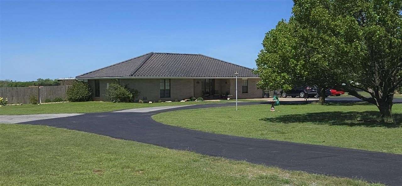 3 Acres of Land with Home for Sale in Lawton, Oklahoma