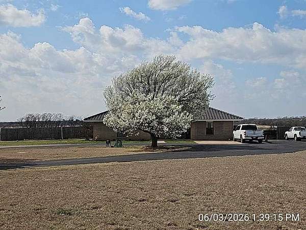 3 Acres of Land with Home for Sale in Lawton, Oklahoma
