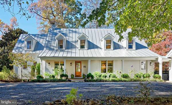 50 Acres of Land with Home for Sale in Flint Hill, Virginia