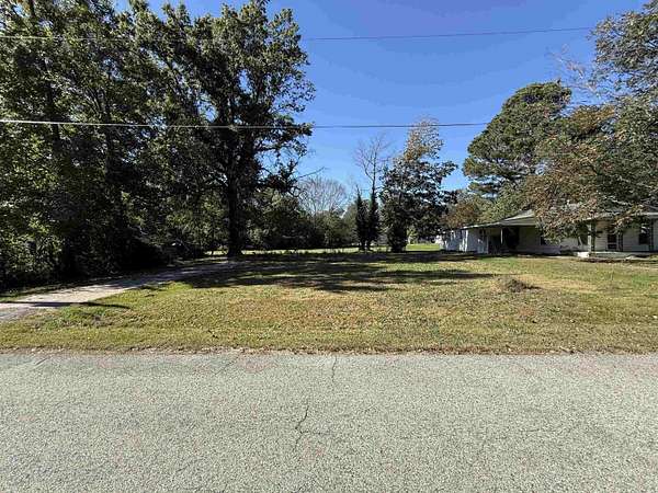 0.34 Acres of Residential Land for Sale in Piggott, Arkansas