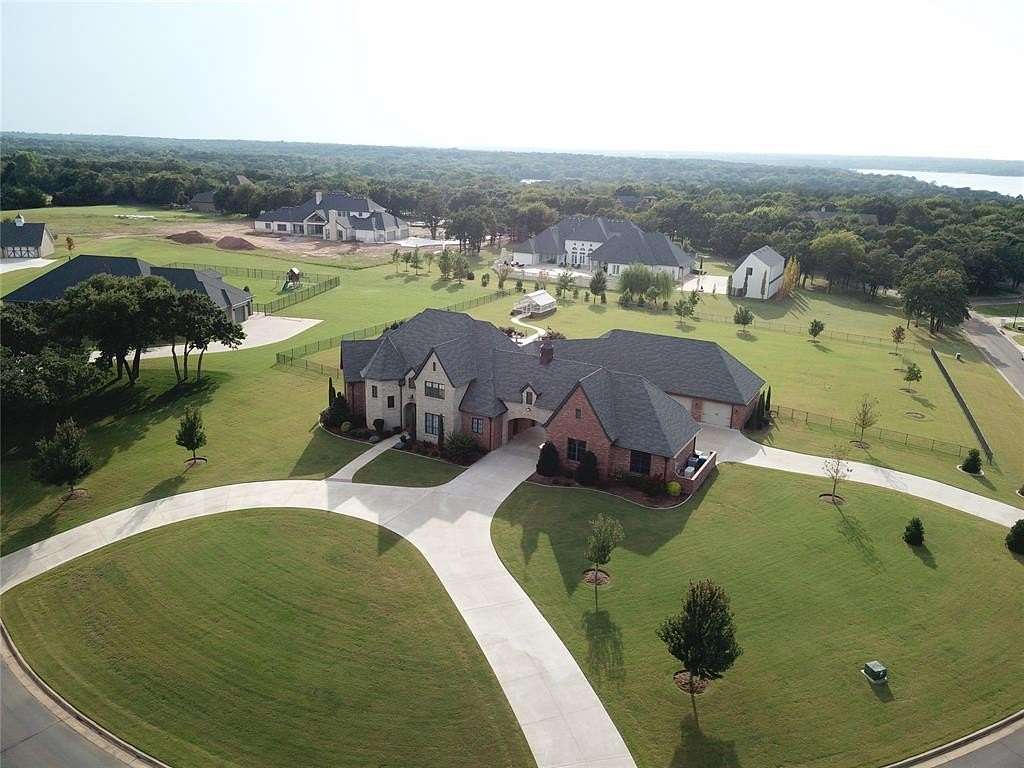 2.1 Acres of Residential Land with Home for Sale in Jones, Oklahoma