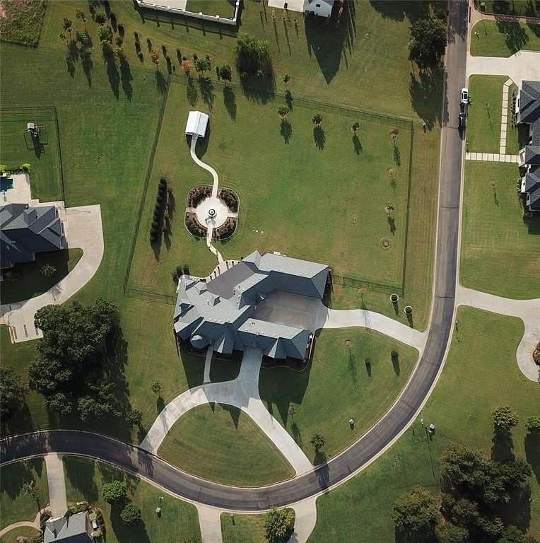 2.1 Acres of Land with Home for Sale in Jones, Oklahoma